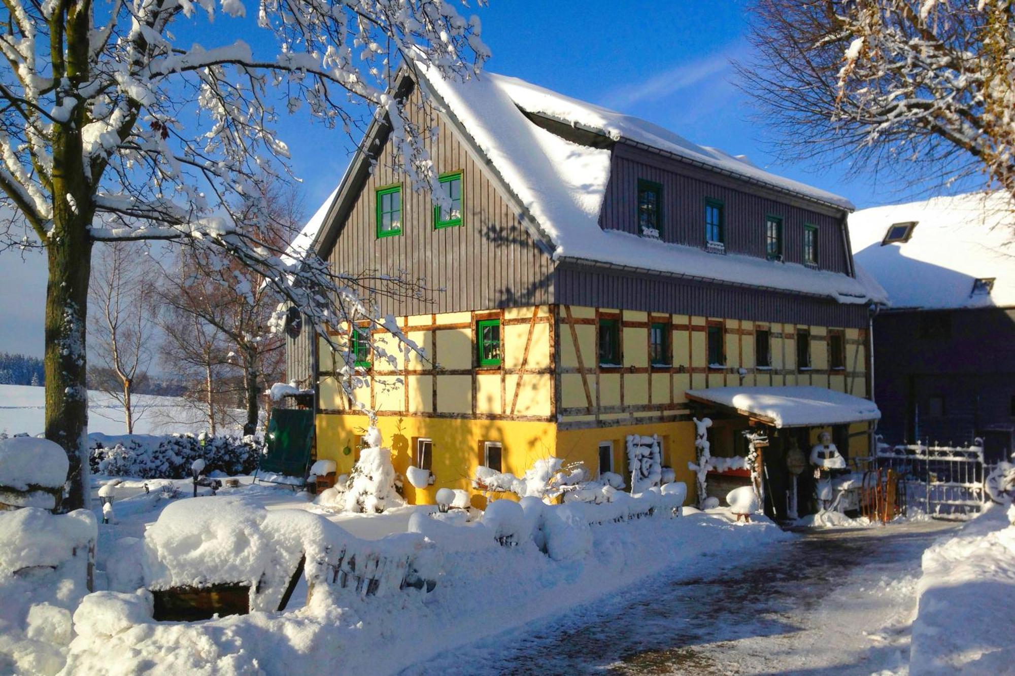 Hotel Olbernhau Mit Sauna - Kleines Landhotel Zur Ofenschenke 外观 照片